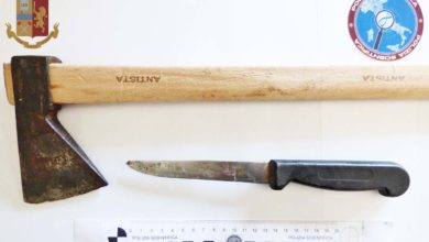 Photo of Piazza Armerina, nascondeva un’accetta e un coltello nell’abitacolo della propria autovettura, sprovvista di copertura assicurativa.