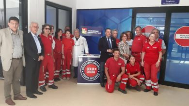 Photo of La croce rossa all’interno del pronto soccorso dell’ospedale di Enna