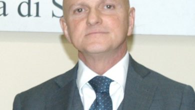 Photo of Il dr. CACCIANINI Riccardo, Vicario del Questore di Enna, trasferito alla Questura di Reggio Emilia sempre con l’incarico di Vicario del Questore.