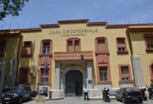 Photo of Carcere di Enna: sequestrati 4 cellulari nascosti tra le pareti
