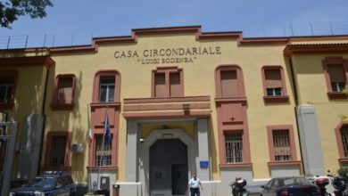 Photo of Carcere di Enna: sequestrati 4 cellulari nascosti tra le pareti