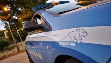 Photo of Piazza Armerina (En), la Polizia di Stato arresta un minore per detenzione ai fini di spaccio di sostanze stupefacenti