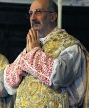 Photo of Presentazione della Settimana Santa: nessun processo mediatico. Il monsignore imputato per falsa testimonianza faccia i conti con la sua coscienza, da appartenente alla Chiesa di Cristo