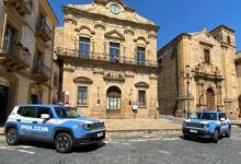 Photo of Piazza Armerina (En), la Polizia di Stato arresta un uomo perche’ riconosciuto colpevole dei reati di calunnia, lesioni personali e violenza privata