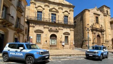 Photo of Piazza Armerina (En), la Polizia di Stato arresta un uomo perche’ riconosciuto colpevole dei reati di calunnia, lesioni personali e violenza privata