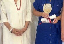 Photo of Enna, Rassegna enologica federiciana “I vini bianchi di Federico”: consegnato premio al Gruppo Arena
