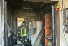 Photo of Barrafranca (En), i vigili del fuoco impegnati per un incendio in un’abitazione