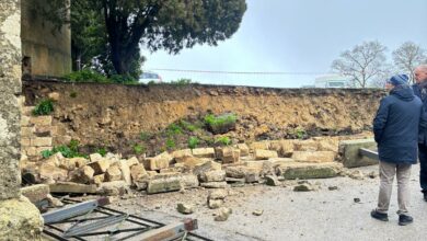 Photo of Cede il muro del parcheggio del cimitero di Enna: una criticità segnalata da tempo