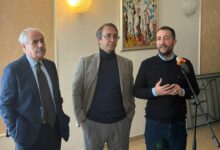Photo of Mpa, da Lombardo un ceffone natalizio all’amico Cuffaro