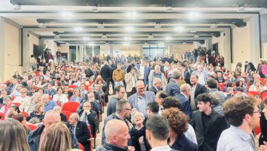 Photo of Enna, partita la corsa di De Rose: presentati programma e primi assessori