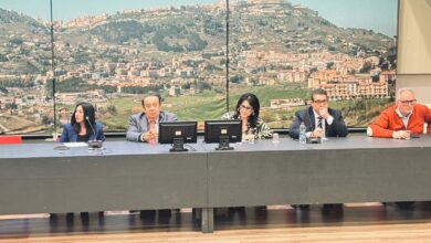 Photo of “Sono ancora qua”: il ritorno di Crisafulli sulla scena politica ennese