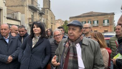 Photo of Quartiere Monte, Crisafulli: «Riqualificare stadio e piazza Europa per restituire vita alla città alta»
