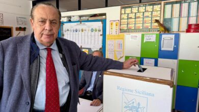 Photo of Il ritorno di “Mirello”: Vladimiro Crisafulli stravince al primo turno ed è il nuovo sindaco di Enna