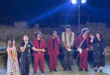 Photo of Trionfo di emozioni e pubblico al Teatro Antico di Morgantina: il debutto di “Dialoghi con Camilleri” incanta Aidone