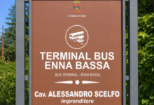 Photo of Dalla Prefettura al parere dei familiari: anatomia di un caso toponomastico a Enna