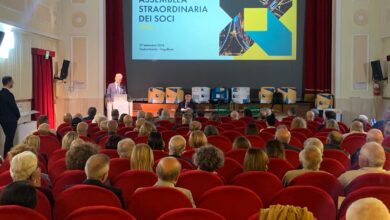 Photo of La BCC di Regalbuto guarda ad Est: l’Assemblea Straordinaria approva l’apertura a Comiso