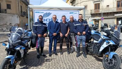 Photo of Polizia di Stato: solidarietà, passione per le due ruote e sicurezza stradale nel raduno organizzato dalla Delegazione di Enna del Motoclub della Polizia di Stato
