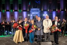 Photo of La Provincia di Enna celebra i suoi 100 anni. Piazza Garibaldi si accende tra musica e applausi