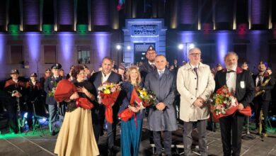 Photo of La Provincia di Enna celebra i suoi 100 anni. Piazza Garibaldi si accende tra musica e applausi