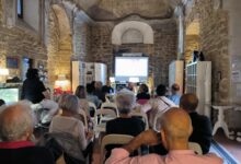 Photo of Teatro Neglia, L’Imbuto torna dopo undici anni: “Noi chiediamo 65 mila euro, non 200 mila”